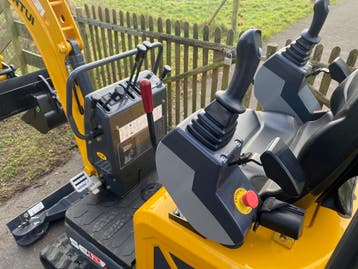 Shantui SE12SR Minigraver 2025 | 1200kg | Kubota, Graafmachine