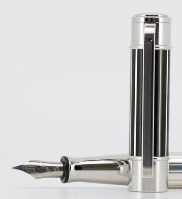 Diplomat - Aero Stripes Black - Zonder minimumprijs - Vulpen, Nieuw