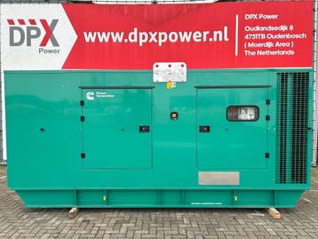 Cummins C550D5Q - 550 kVA Generator - DPX-18522-Q, Zakelijke goederen, Machines en Bouw | Aggregaten, Ophalen of Verzenden