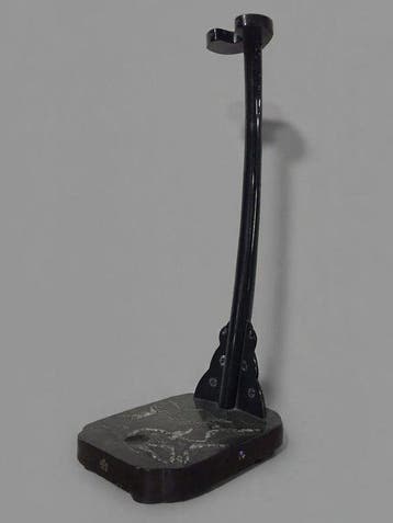 Antique Japanese Black Lacquer Tachi Sword Stand - Raden, Antiek en Kunst