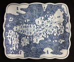 Blue and white porcelain Plate with a map of Japan - Beeld
