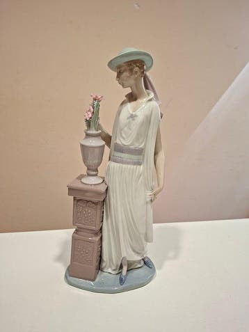 Lladró - Vicente Martinez - Figuur - Dama Gran Casino