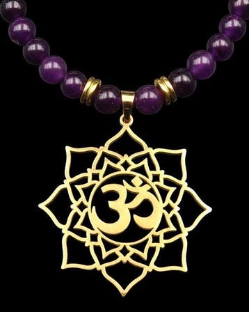 Amethist - Halsketting Lotusbloem en Mantra Om – Spiritueel