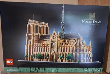 Lego Set - 21061 - Architecture - Notre-Dame de Paris, Nieuw