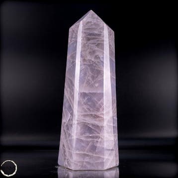 Adembenemende lavendel-rozenkwarts obelisk – Zachte