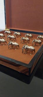 Messensteun (12) - éléphants grands modèles - Metaal, Antiek en Kunst