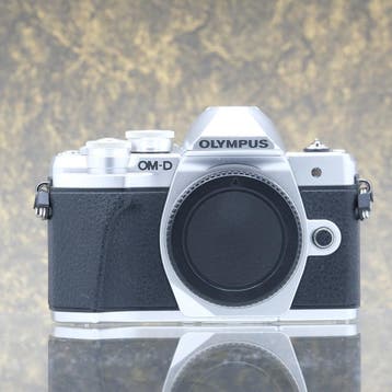 Olympus OM-D E-M10 III Body - Tweedehands, Audio, Tv en Foto, Fotocamera's Digitaal, Ophalen of Verzenden, Zo goed als nieuw, Olympus