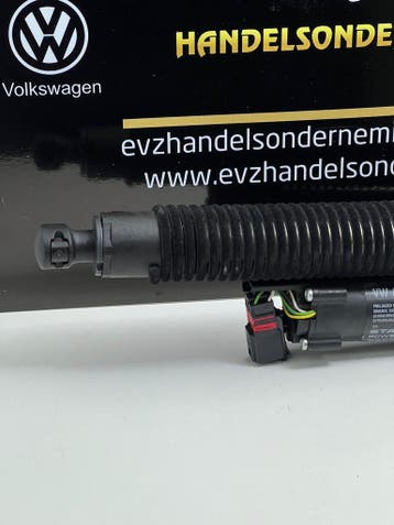 VW Passat elektrisch achterklep opener 2014 Art.3G582785103S, Auto-onderdelen, Carrosserie en Plaatwerk, Gebruikt, Achter, Volkswagen