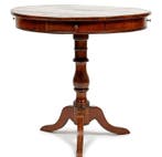 Tafel - Walnoot - in notenhout met laden