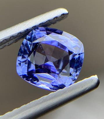 Blauw Saffier - 1.64 ct - nternational Colored Gemstone, Nieuw