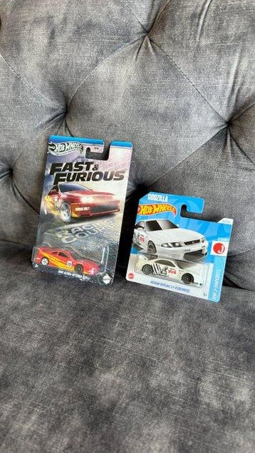 Hot Wheels 1:64 - Modelauto (2) - Lot of 2 ERROR Cards |, Nieuw