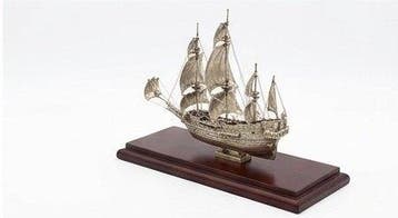 Modeljacht, Hobby en Vrije tijd, Nieuw