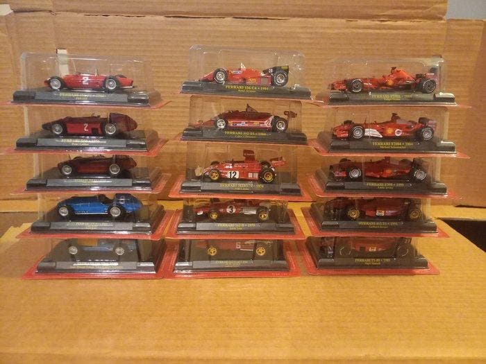 1:43 - Model sportwagen (15) - Modellini Ferrari assortiti, Hobby en Vrije tijd, Modelauto's | 1:5 tot 1:12