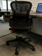 Bureaustoel Herman Miller Aeron Maat C - Voor lange Mensen, Verzenden, Zwart, Zo goed als nieuw, Bureaustoel