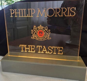 Philip Morris reclamebord met verlichting - Eddag Display