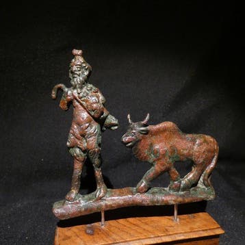 Oud-Romeins Brons Beeld van de god Pan/Faunus met stier. 13