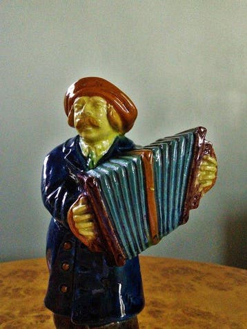 Poterie Flamande (Vlaams Aardewerk) - sculptuur, Folklore