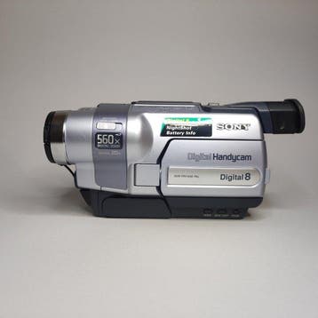 Sony DCR-TRV145E PAL Video8 camera