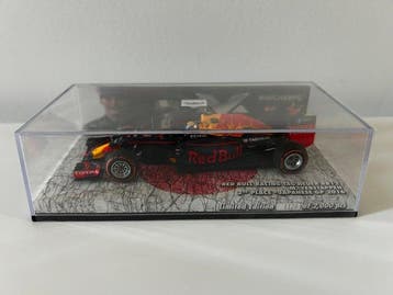 Minichamps 1:43 - Modelauto - Red Bull Racing TAG Heuer RB12, Hobby en Vrije tijd, Modelauto's | 1:5 tot 1:12, Nieuw