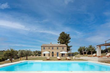 Vakantiehuizen met zwembad in Midden-Italië te huur, Toscane, Landelijk, Aan zee, Landhuis of Villa