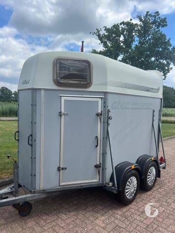 Leuke Atec 2 paards paardentrailer!, Ophalen, Zo goed als nieuw