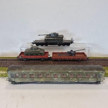 Liliput, Märklin H0 - Modeltrein goederenwagonset (4) - WOII, Nieuw