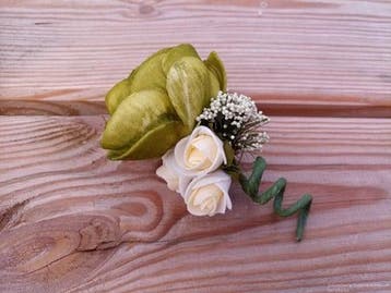 Corsage Ranonkel CRR 308 MosGroen Creme Maatwerk, Ophalen of Verzenden, Nieuw