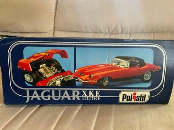 Polistil, Bburago 1:18 - Modelauto (2) - Jaguar XKE 4.2, Nieuw