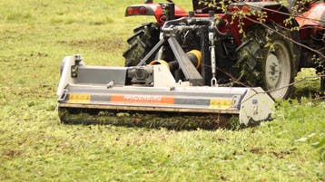 Klepelmaaier voor minitractor, Zakelijke goederen, Fruitteelt, Weidebouw