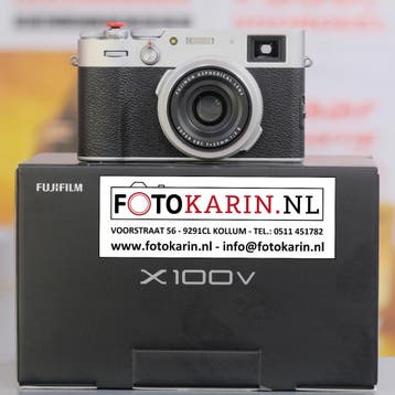 Fujifilm X100V zilver occasion| Nwstaat | Foto Karin Kollum, Ophalen of Verzenden, Zo goed als nieuw, Fujifilm, Compactcamera