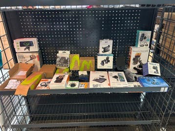 Ca. 24x Telefoon- en auto-accessoires, W.o. Dinto, Blukar, Nieuw