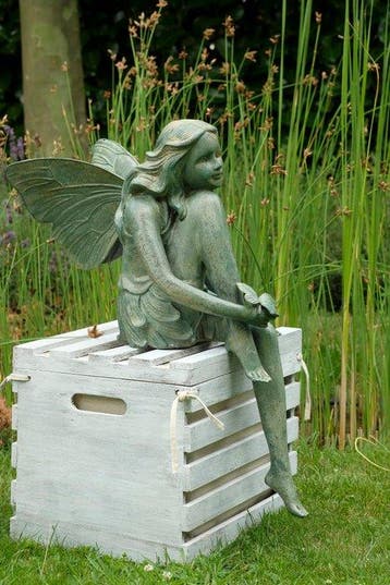 sculptuur, Winged Fairy with Butterfly - 60 cm - Brons