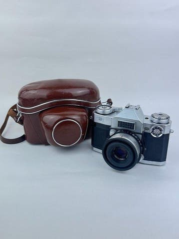Zeiss Ikon with Tessar 2,8/50mm Lens + Leather case, Nieuw