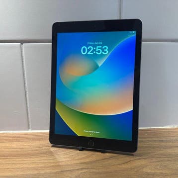 Apple iPad (5th Generation) 128GB Wifi - Mobiele telefoon, Nieuw