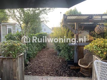 Jullie naar Oostzaan, wij naar Castricum of Heemskerk!, Amsterdam