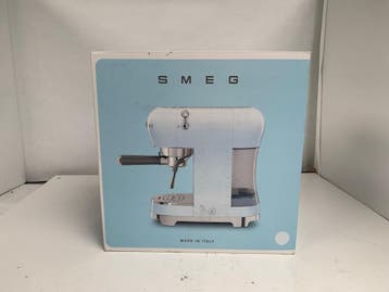 Smeg ECF02WHEU - Espressomachine - 15 bar - Wit, Witgoed en Apparatuur, Koffiezetapparaten, Verzenden, Nieuw