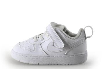 Nike Sneakers Jongens in maat 23½ Wit, Kinderen en Baby's, Kinderkleding | Schoenen en Sokken, Verzenden, Jongen of Meisje, Schoenen