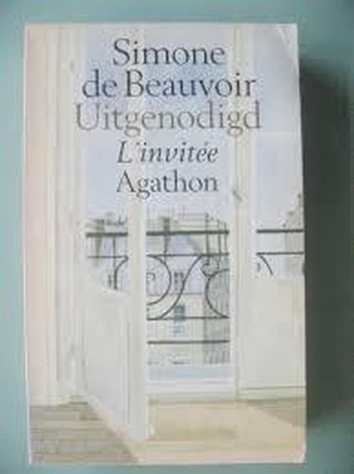 Uitgenodigd - Simone De Beauvoir 9789026950643, Boeken, Romans, Gelezen, Verzenden