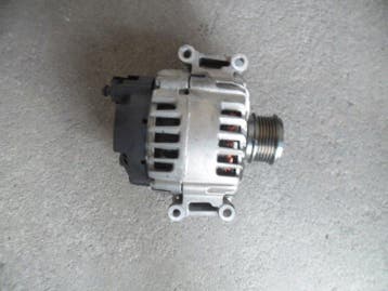 VAG Dynamo Tiguan Golf Polo A3 04C903021A, Nieuw