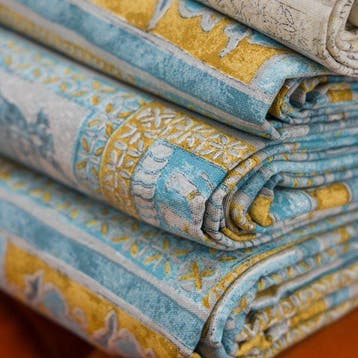 BA214 - Stof Elefanti d’Oriente – Fondo Azzurro -