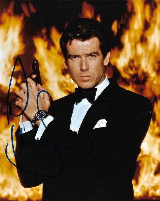 Pierce Brosnan - Autographed Photo GoldenEye James Bond, Verzamelen, Film en Tv