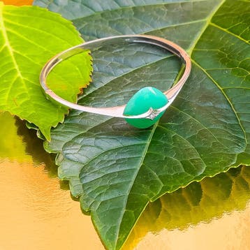 Witgouden armband met jade en diamant 0,035 ct., Gebruikt, Ophalen of Verzenden, Met edelsteen, Goud
