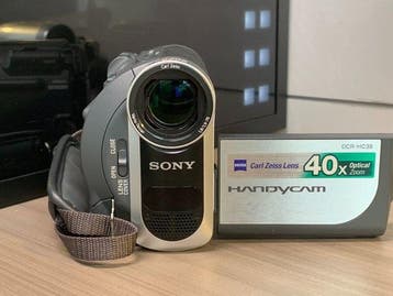 Sony DCR-HC38E Mini DV-DV camera
