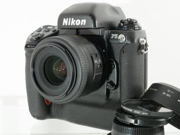 Nikon F5 + AF-S DX Nikkor 1,8/35mm G | Single lens reflex, Nieuw
