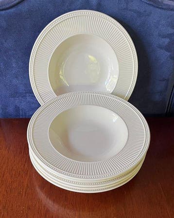 Wedgwood - Wedgwood - Tafelservies voor 6 (6) - Windsor -
