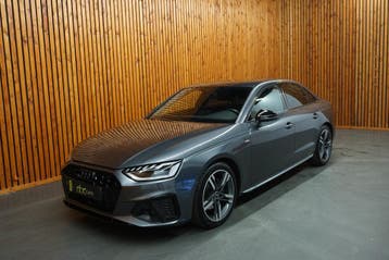 Audi A4 35 TFSI S Edition Panoramadak Apple Carplay Nr. 057, Automaat, Nieuw, Sedan, Zilver of Grijs