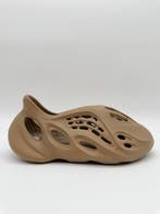 Yeezy X Adidas - Yeezy Foam Runner Clay Taupe - Sneakers -, Kleding | Heren, Schoenen, Nieuw