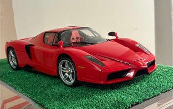 de agostini 1:10 - Modelauto - Enzo ferrari, Nieuw