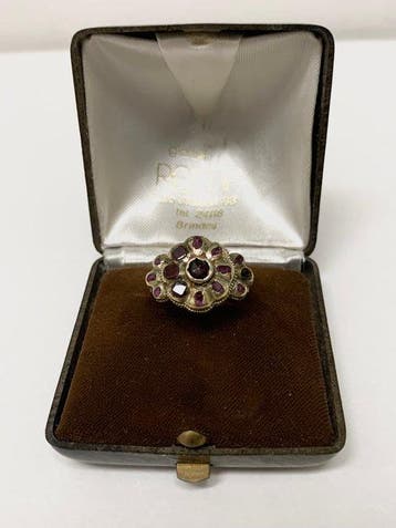 Ring - 9 kt. Geel goud Granaat - Granaat, Nieuw
