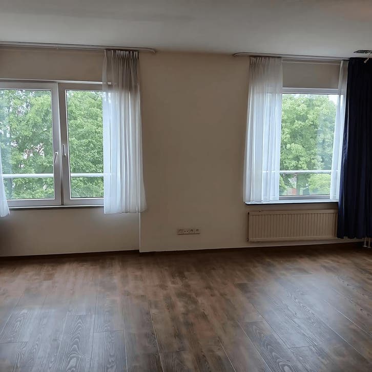 Anti-kraak in Venlo gevonden voor €300,- pm, Huizen en Kamers, Anti-kraak